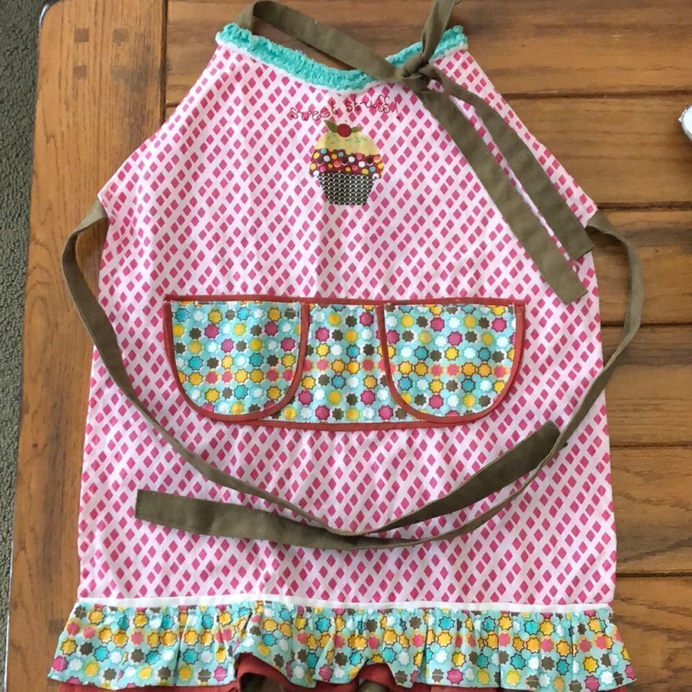 Mukitchen Children’s tie back apron
